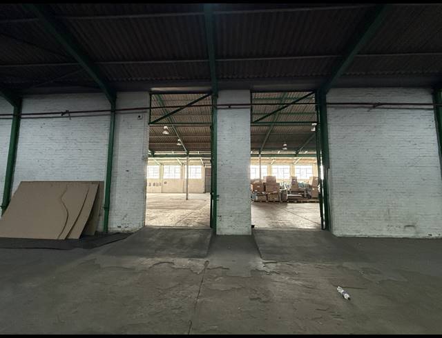 3,544M² WAREHOUSE TO LET IN EPPING INDUSTRIAL